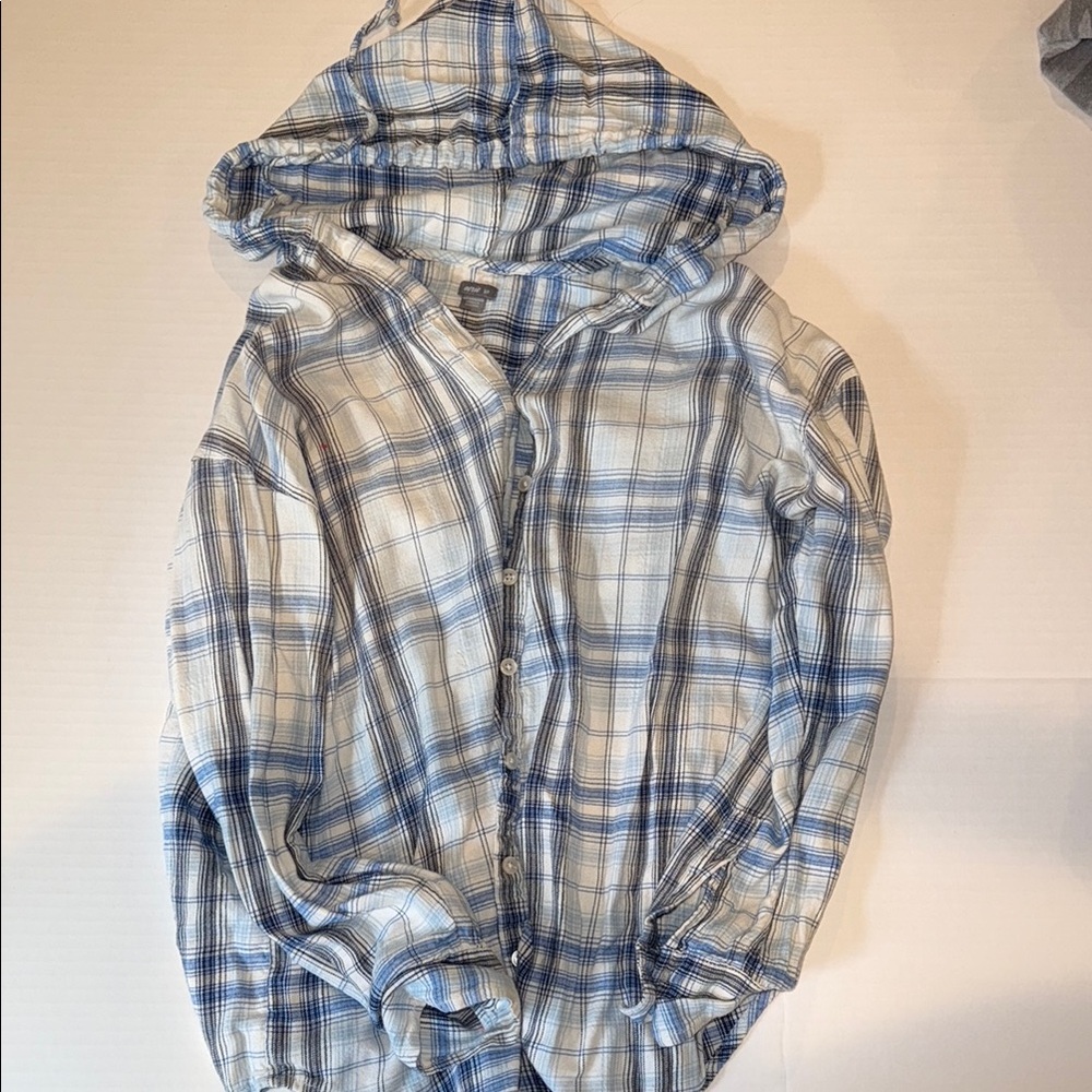 Aerie Blue and White Plaid Button Down Shirt